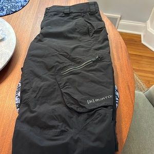 Gently used men’s burton snow pants